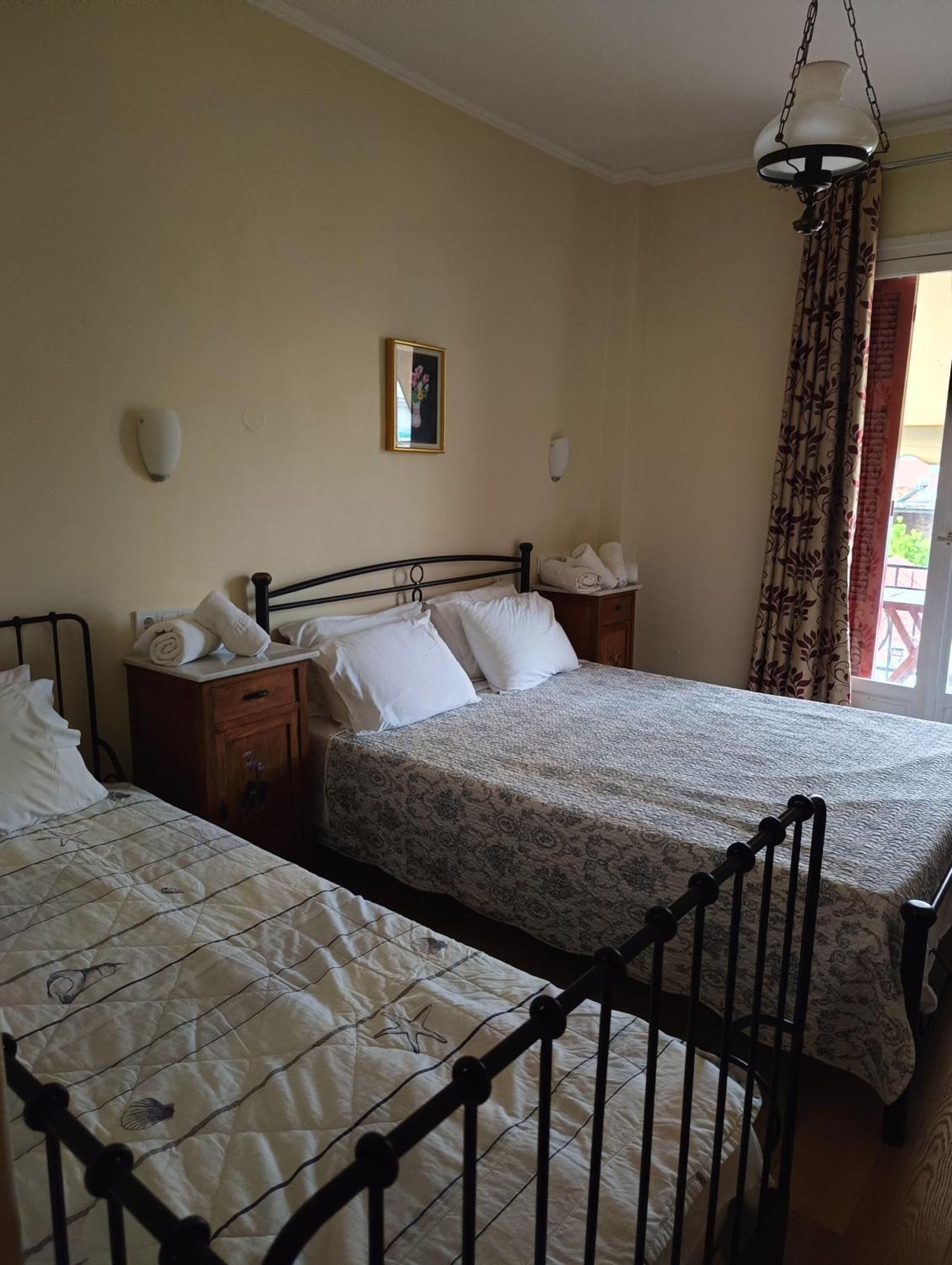 Anesis Hotel Loutra Edipsou  Extérieur photo