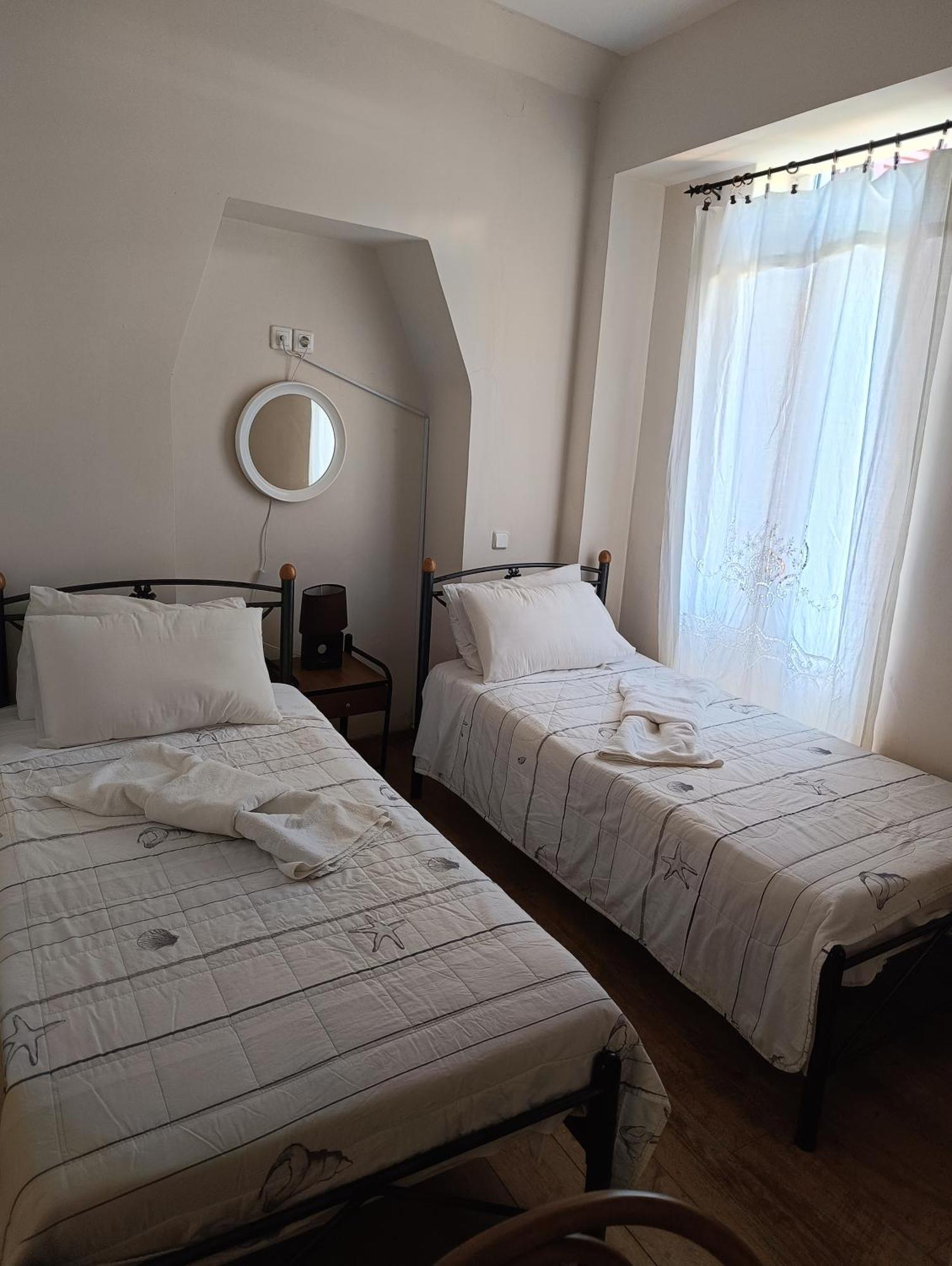 Anesis Hotel Loutra Edipsou  Extérieur photo