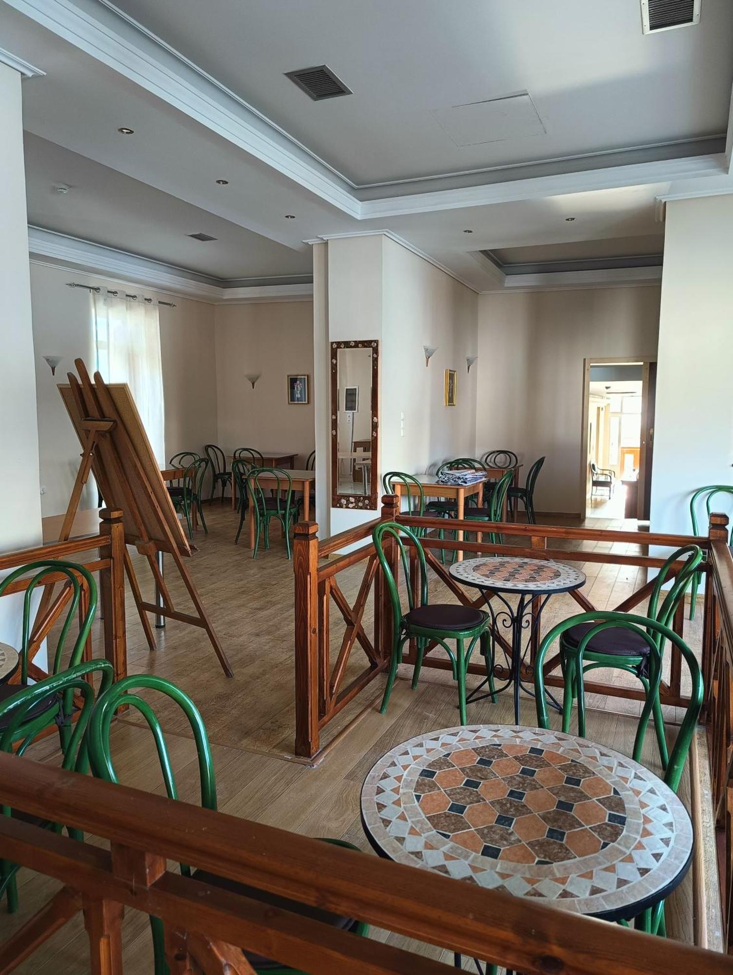 Anesis Hotel Loutra Edipsou  Extérieur photo