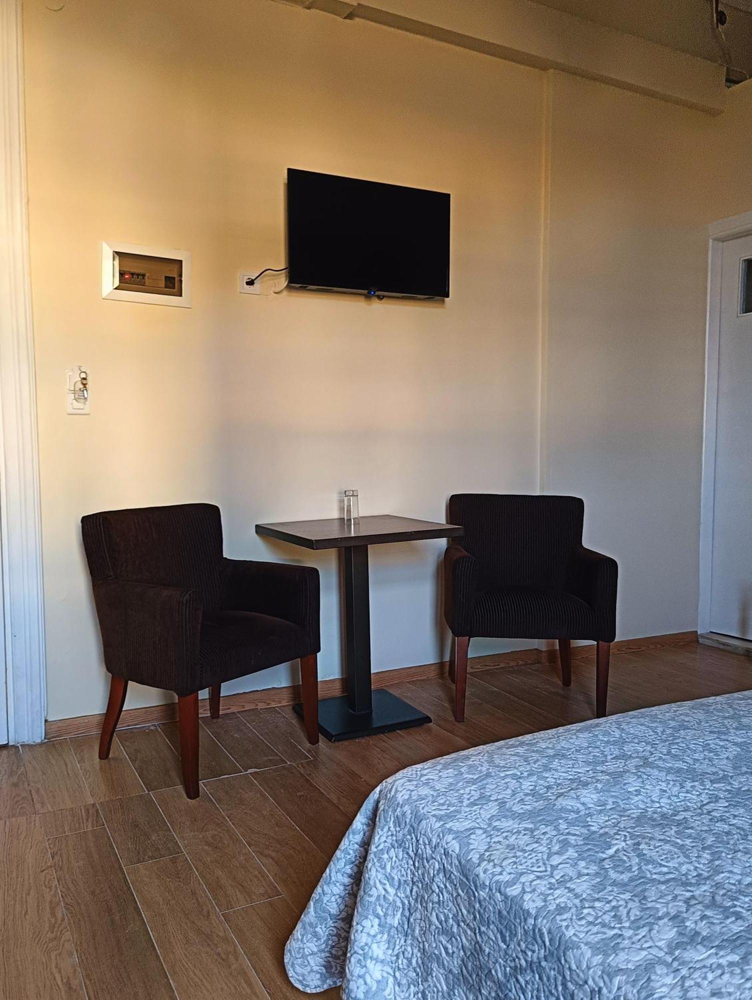 Anesis Hotel Loutra Edipsou  Extérieur photo